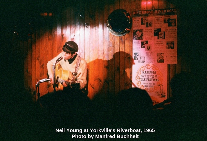 neilyoungriverboat